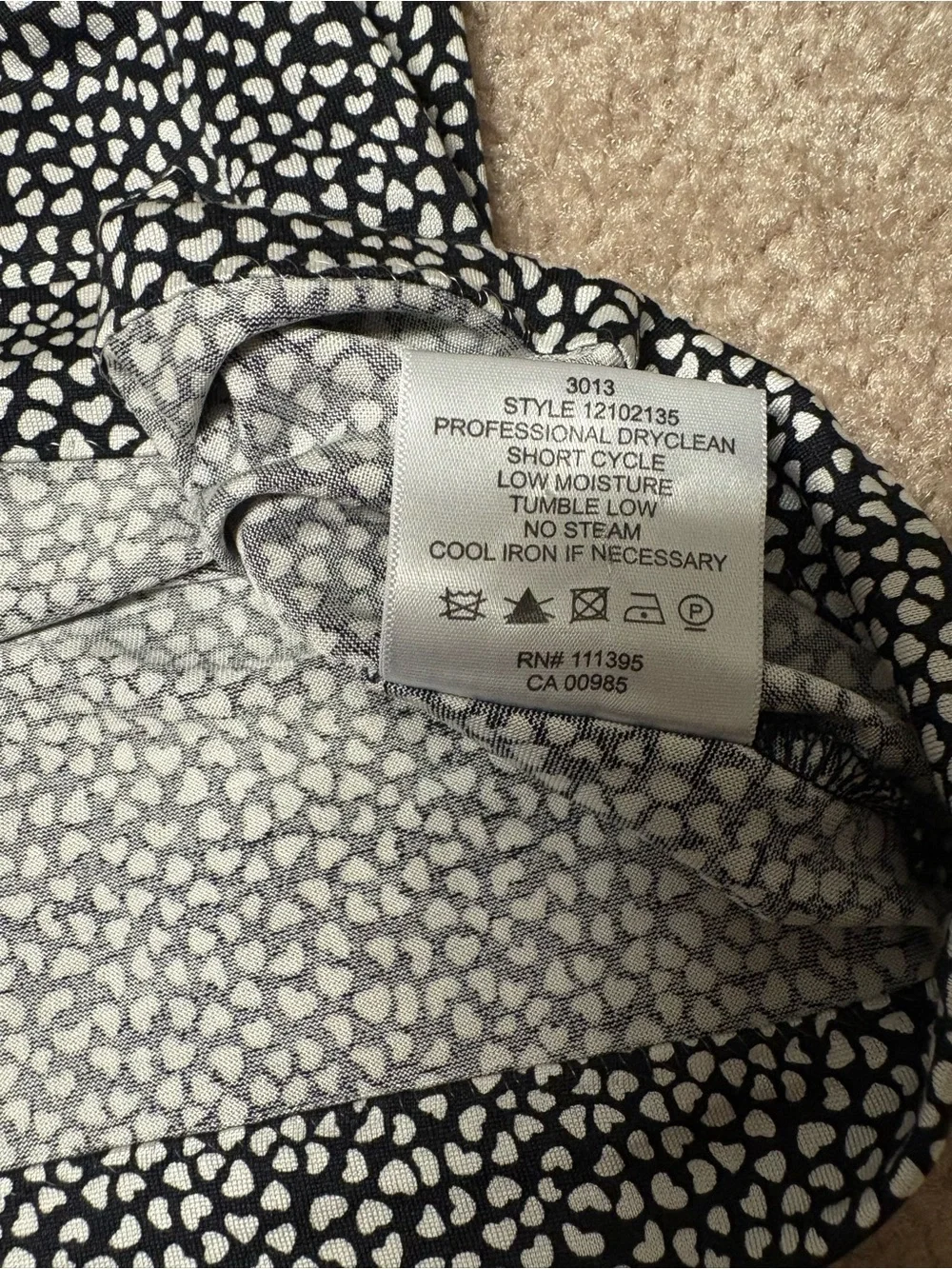 EUC Tory Burch Navy and White Heart Print Tie-Neck Tank Top, size XS